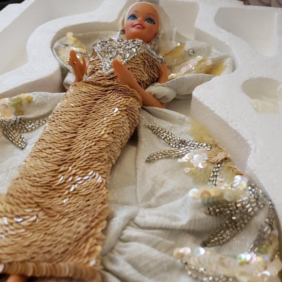 NIB Bob Mackie Platinum Barbie - Picture 7 of 8